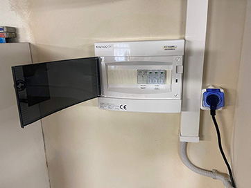 Fotovoltaický ohřev TUV, Systém Antik